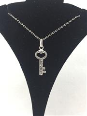 Silver & Marcasite Heart Key Pendant Necklace 925 Silver 1.4dwt